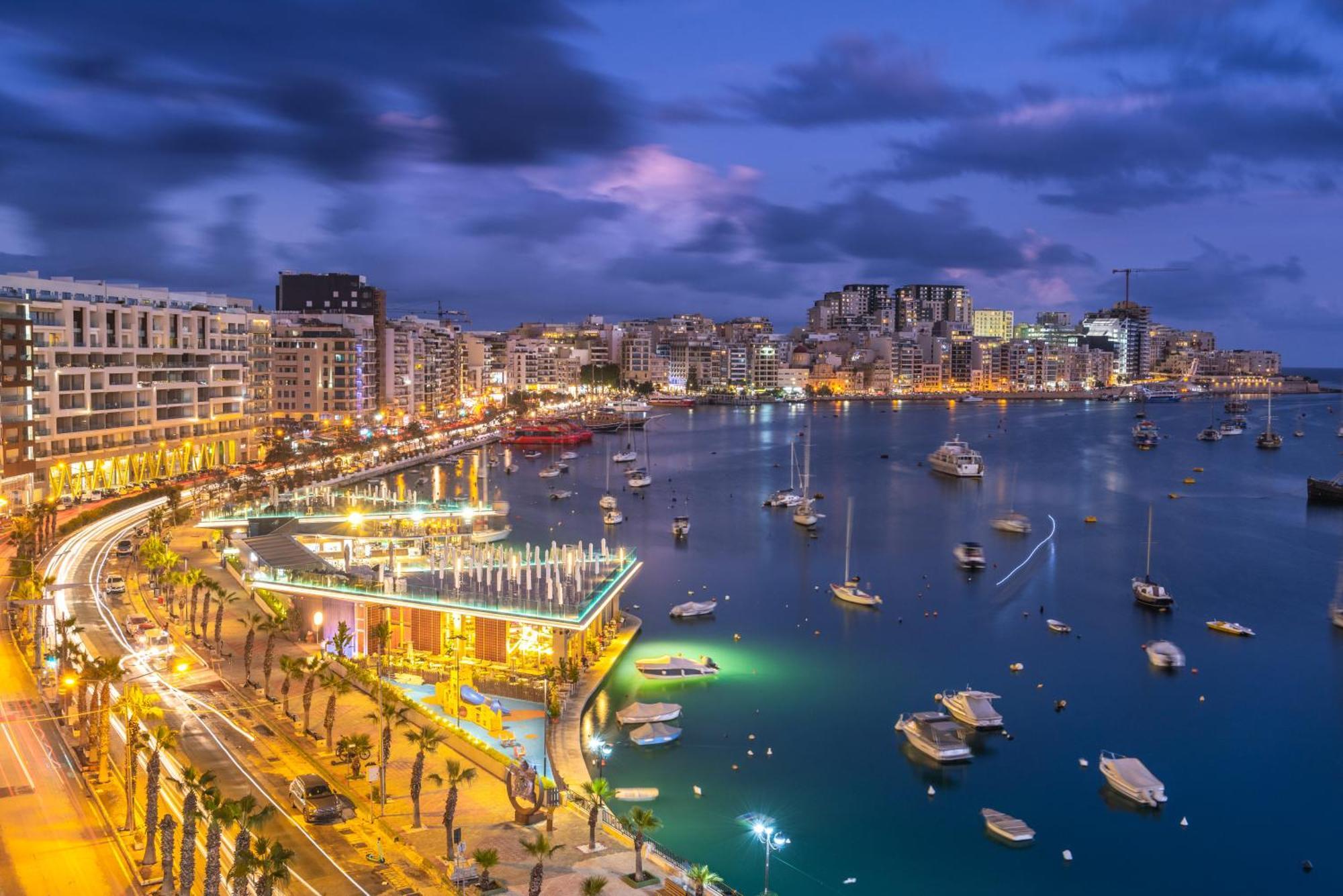La88 Bayview Penthouse With Jacuzzi * Sliema