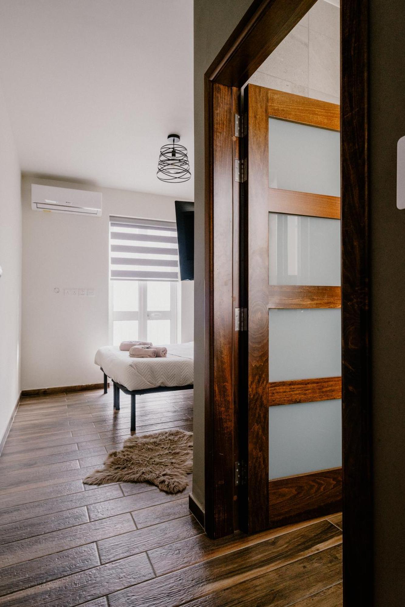La88 Bayview Penthouse With Jacuzzi *
