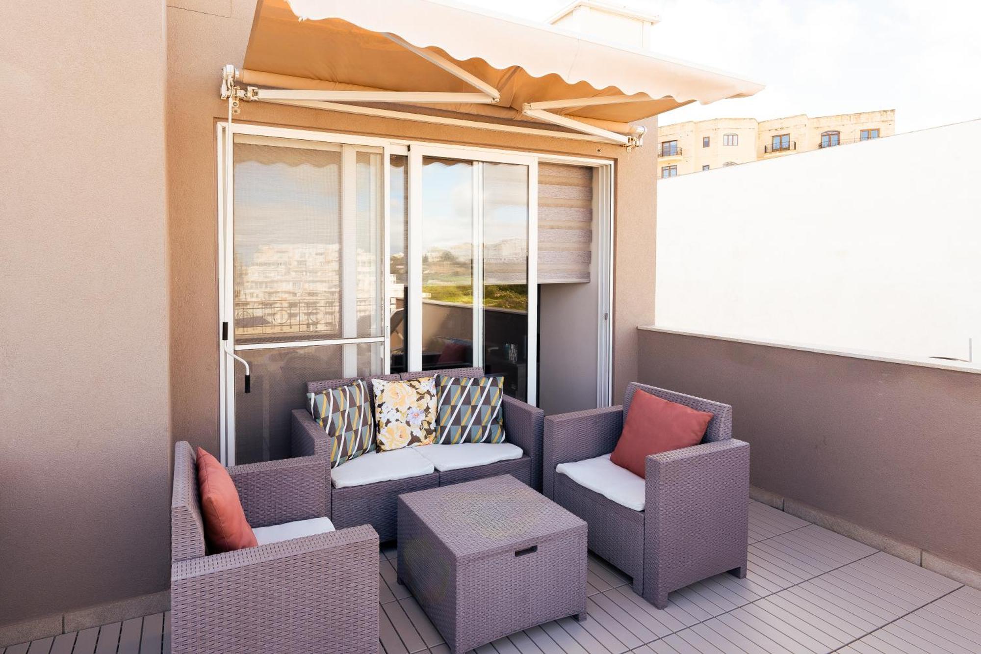 Apartment La88 Bayview Penthouse With Jacuzzi