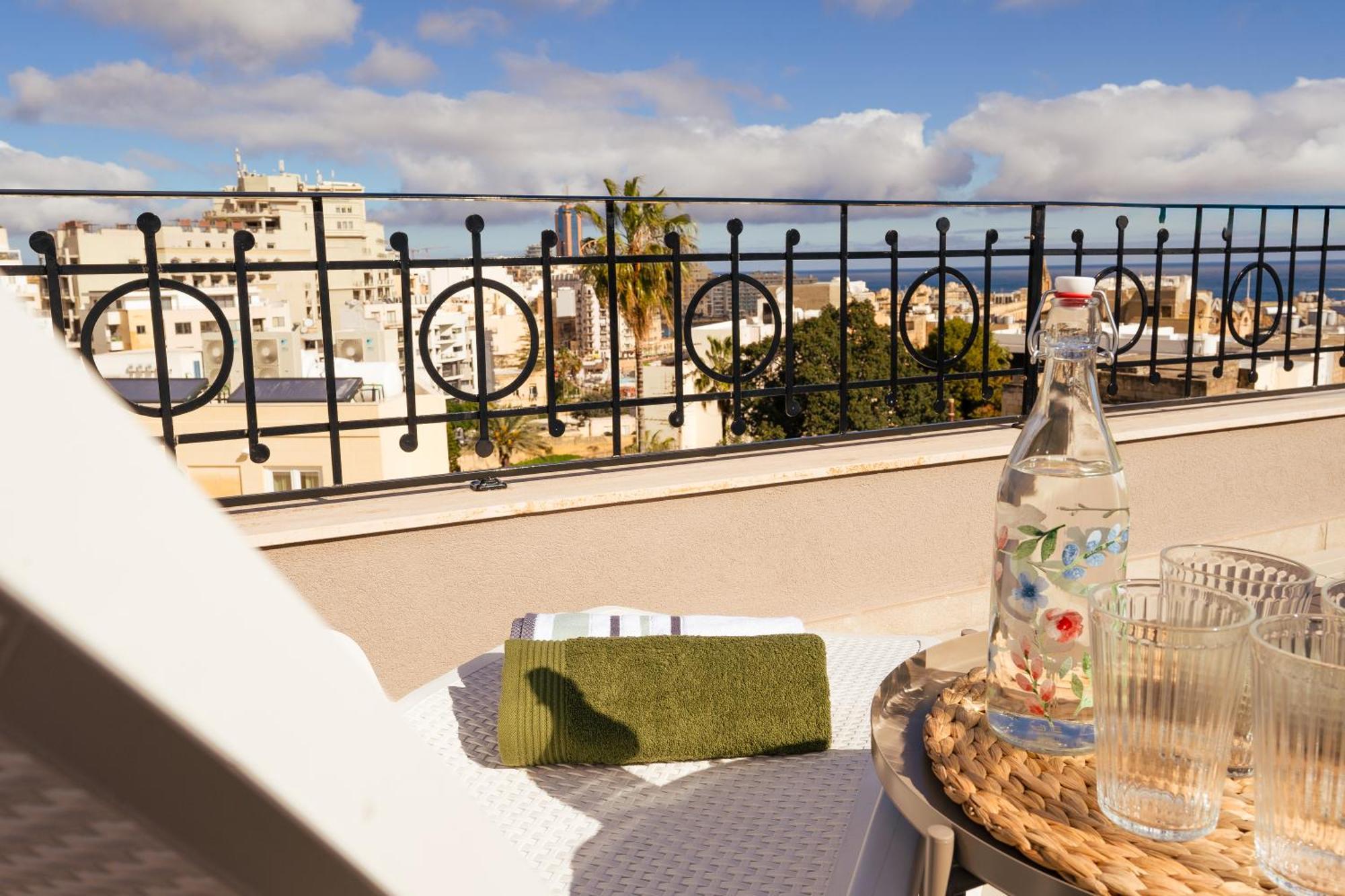 La88 Bayview Penthouse With Jacuzzi Apartment *